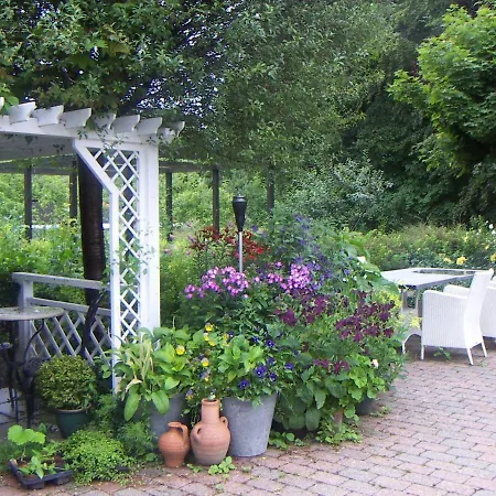 Kvisthoej Bed & Breakfast Veflinge